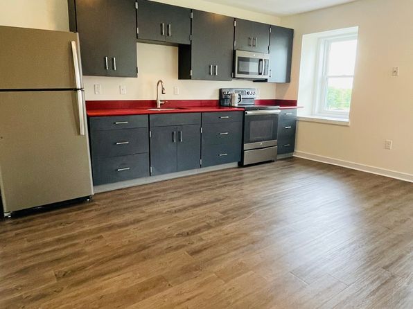 5 S Village Ave APT 4