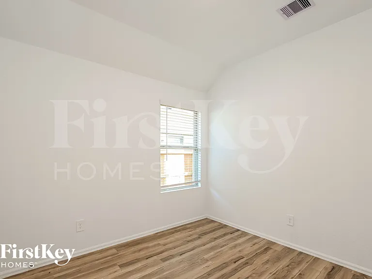 18435 Summit Ranch Dr — Photo 12