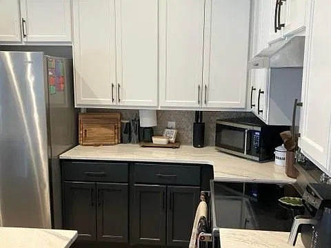 3 bed, 2.0 bath, 1325 sqft, $1,850 — Photo 4