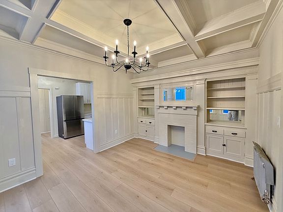 3rd image of 1644 Washington St APT 9