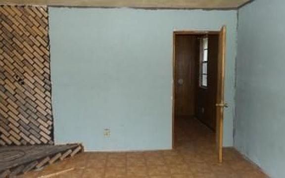 3rd image of 2215 S Ewing Ave