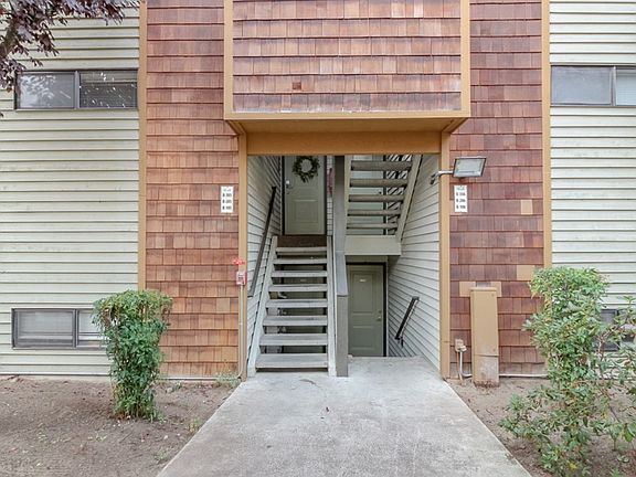 2nd image of 23417 16th Ave S APT B205