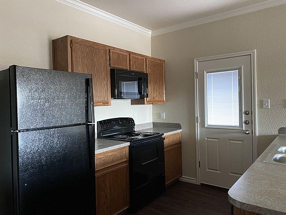 5th image of 1011 Anna Lee Dr Unit B