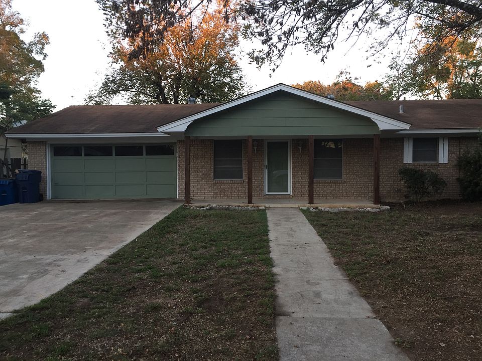 1st image of 916 Hillcrest Dr