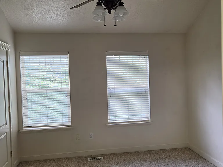 1030 N 130 W — Photo 10
