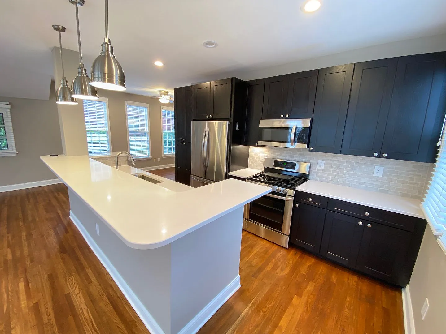 Renovated House Central Campus OSU ! 3 Baths, Close to High Street — Photo 3