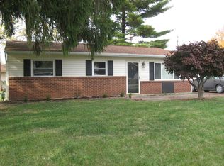 3024 Wessex Ct, Columbus, OH 43232