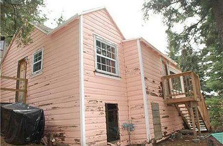 2nd image of 607 Lake Dr