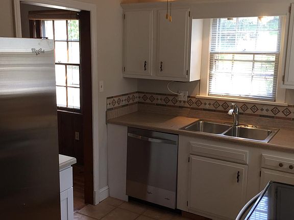 3rd image of 304 South St