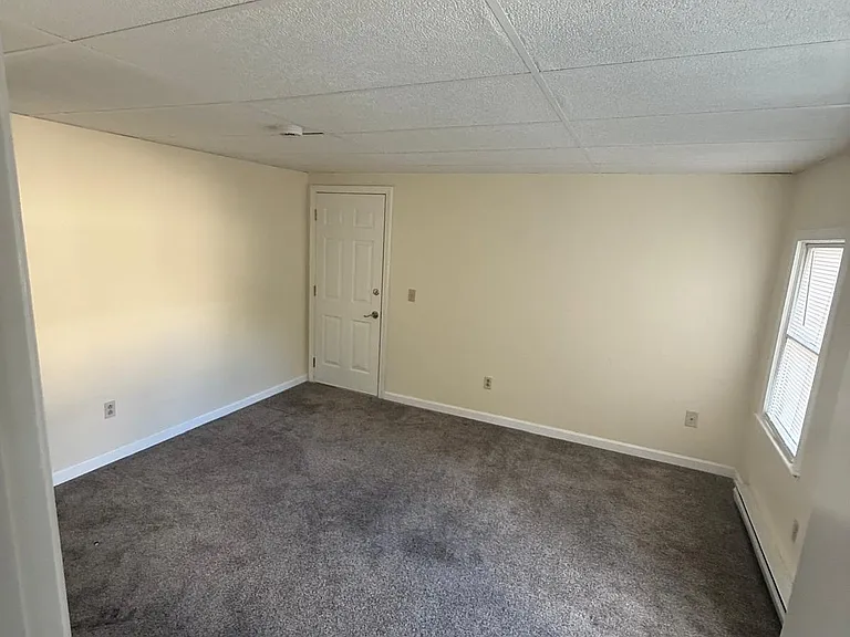 31-37 Leicester St #3 — Photo 3
