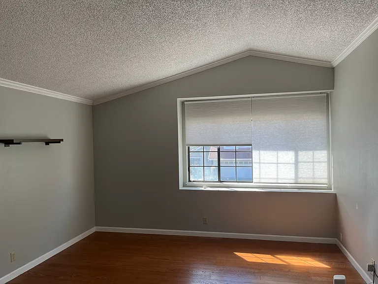 4336 Palmdale St — Photo 3