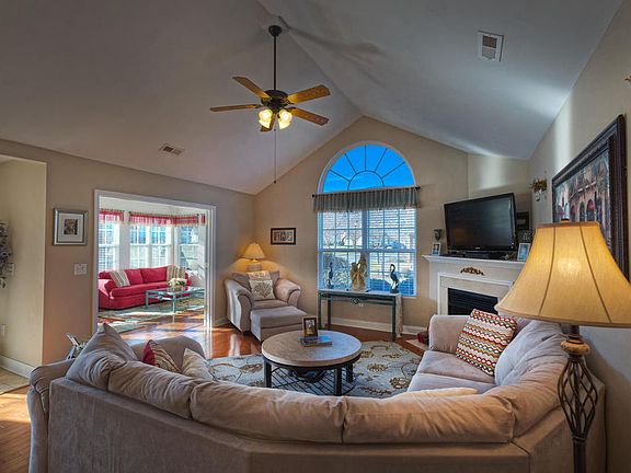 4th image of 5640 Orchard Villas Cir