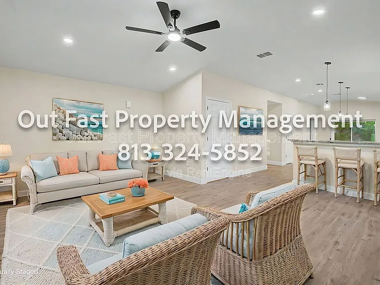 1806 Dorothy St — Photo 6
