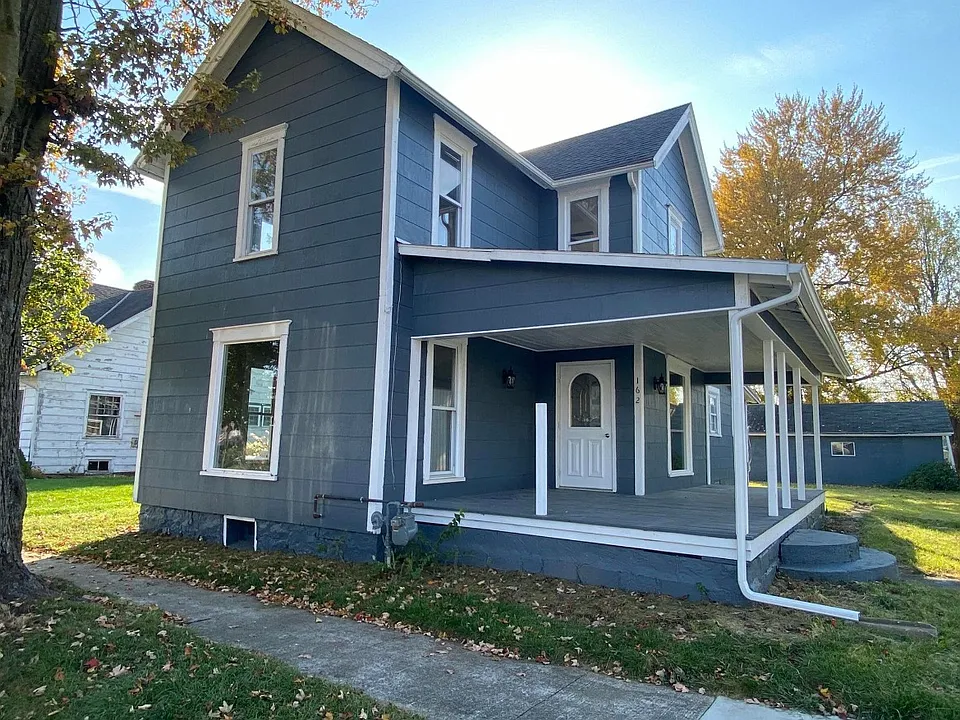 162 E Center St