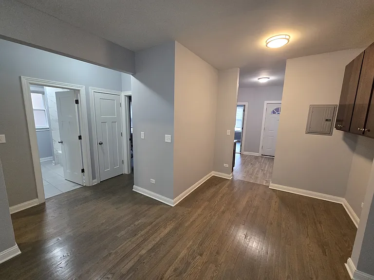 8117 S Drexel Ave #2 — Photo 27