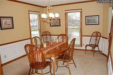 4th image of 5372 Wilshire Park Dr