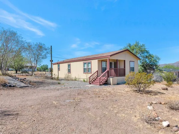 20660 E SQUAW VALLEY Road, Black Canyon City, AZ 85324