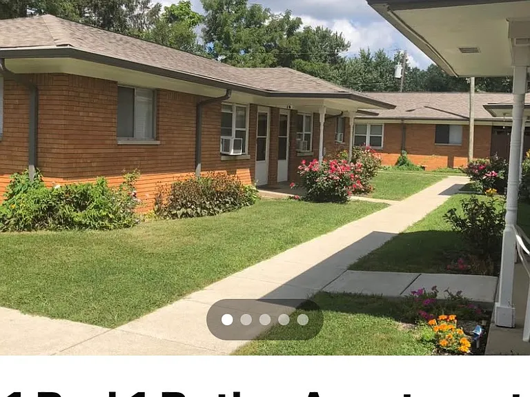 4510 Southeastern Ave #10 — Photo 3