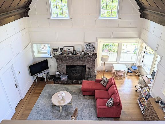 3rd image of 2929 Piedmont Ave