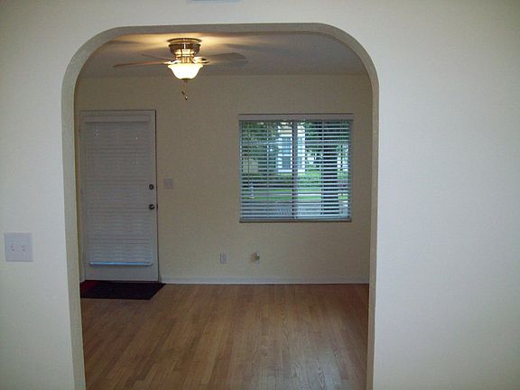 2nd image of 1281 Miller Ave