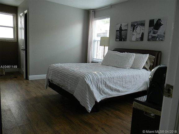 2nd image of 20424 SW 93rd Ave