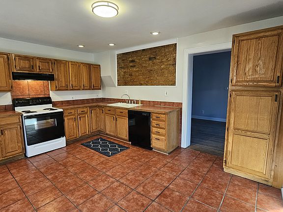 4th image of 1415 Laidlaw Ave