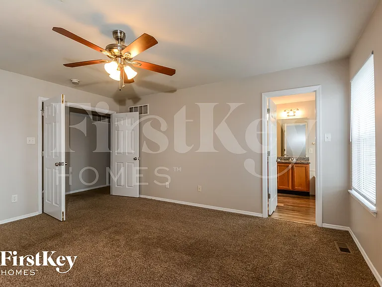 14 Rivermeadows Dr — Photo 9