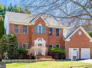 10005 Bald Cypress Dr, Rockville, MD 20850
