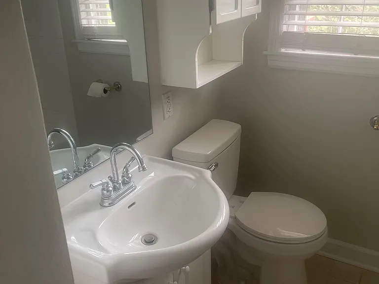 2618 Fairway Dr SW — Photo 2
