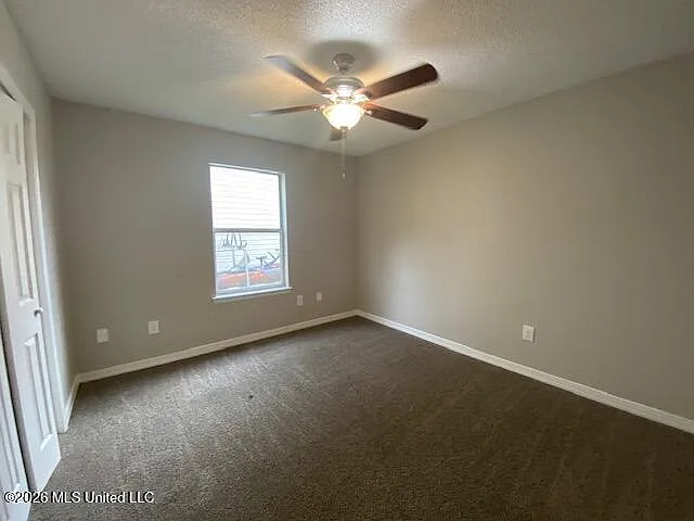 10466 Steeplechase Dr — Photo 14