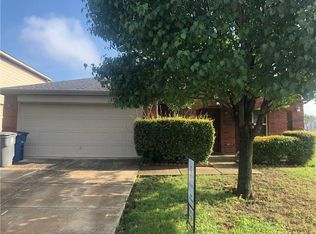 8611 Mountain Bluff Ln, Dallas, TX 75227