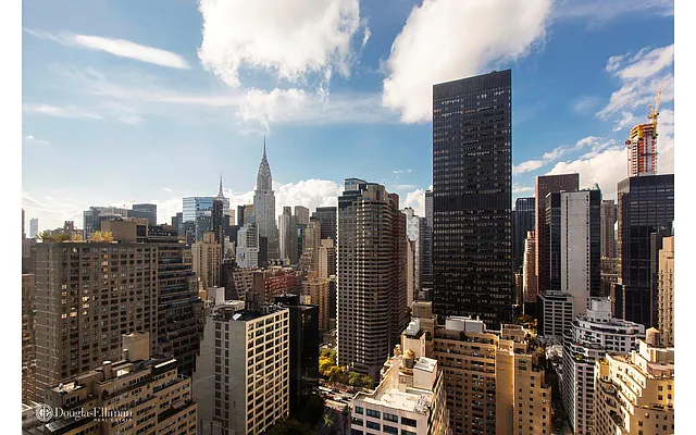 Rented by Douglas Elliman | media 22