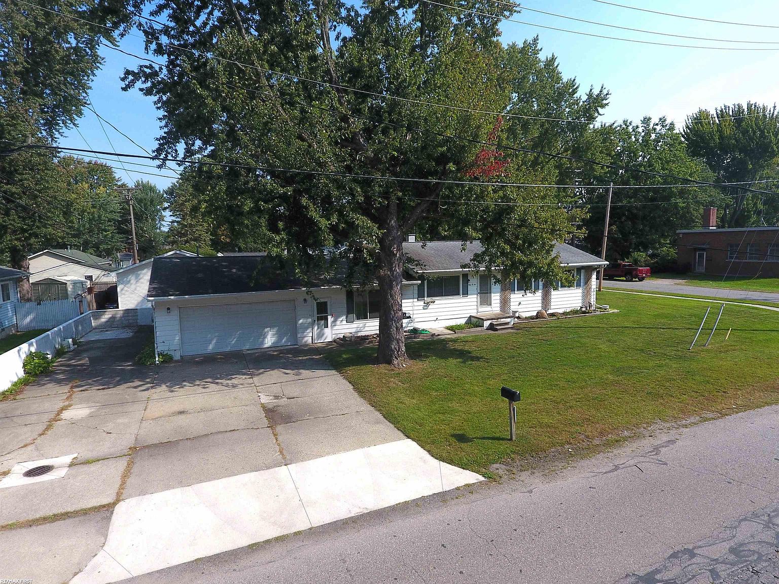 902 Liberty St, Algonac, MI 48001 | Zillow