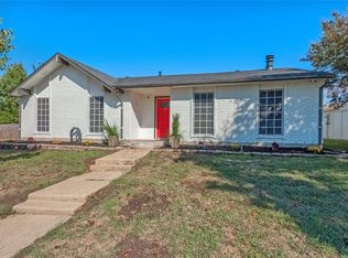 713 Green Canyon Dr, Mesquite, TX 75150