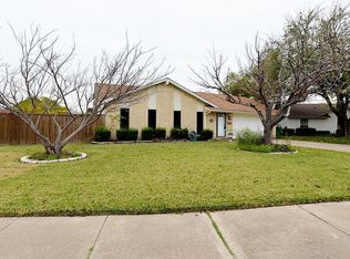 2304 Greenwood Cir, Carrollton, TX 75006