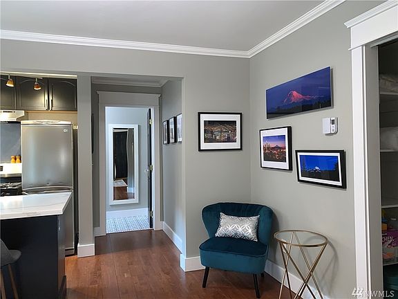3rd image of 213 17th Ave E #16