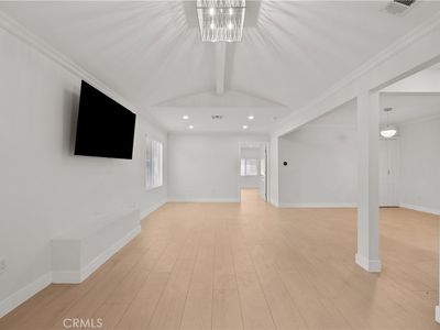 5025 Noble Ave, Sherman Oaks, CA, 91403