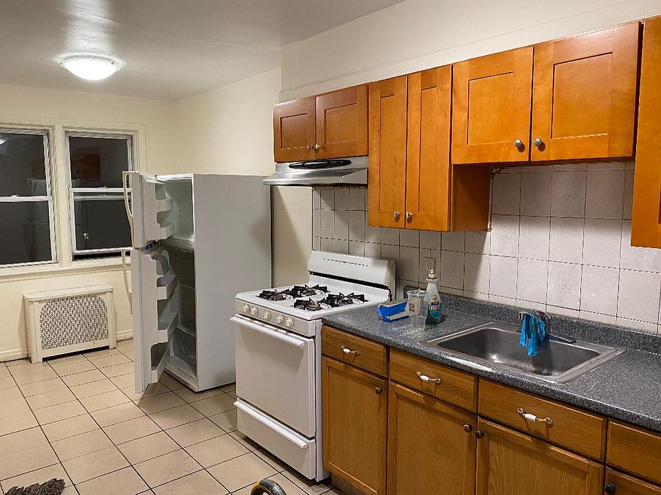 1st image of 8008 165th St APT 2