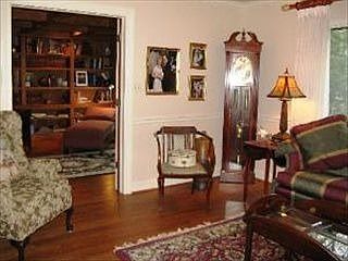 4th image of 11917 Laurie Ave