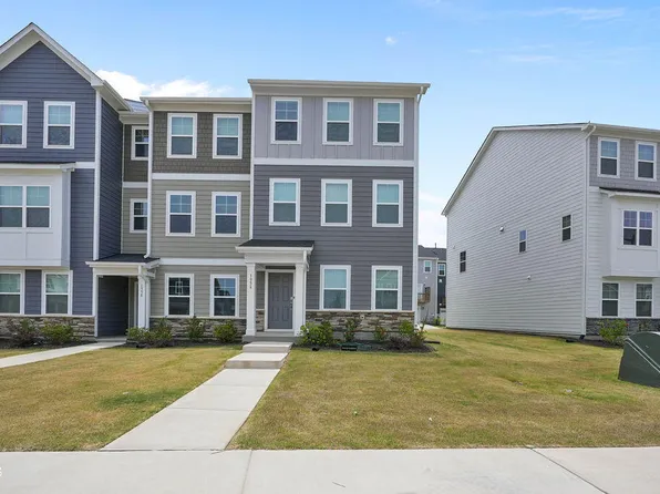 1956 Rosedale Ridge Ave, Wake Forest, NC 27587