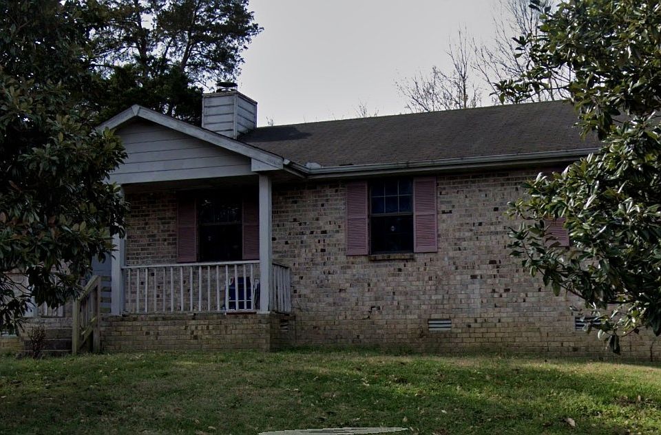 2nd image of 3668 Chesapeake Dr
