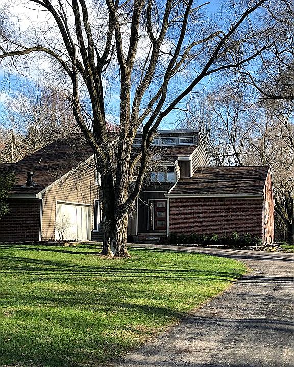 1st image of 4215 Heatherwood Dr