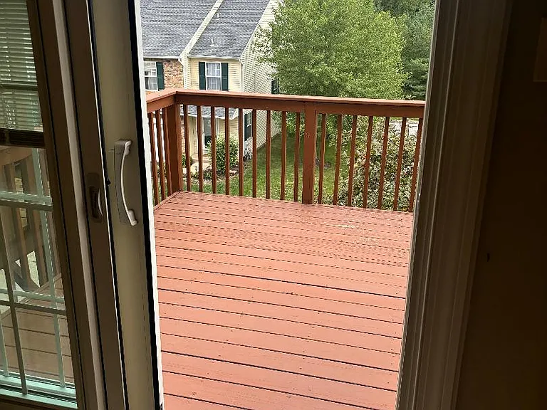 420 Lynrose Ct — Photo 13