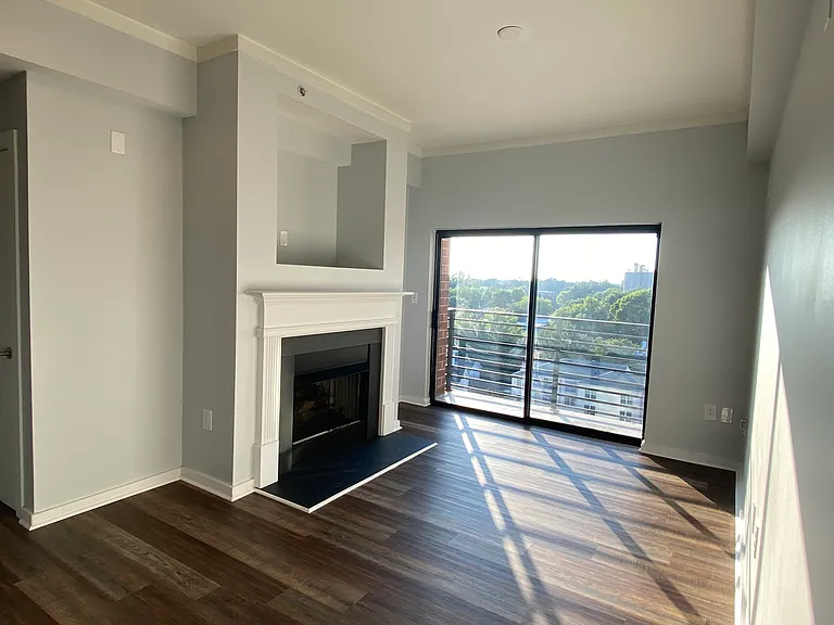 715 N Church St #701 — Photo 2