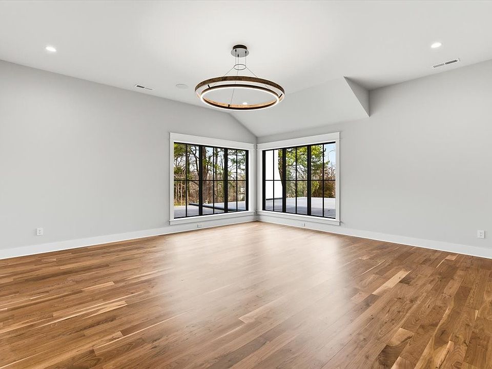 79th image of 818 Brentview Dr