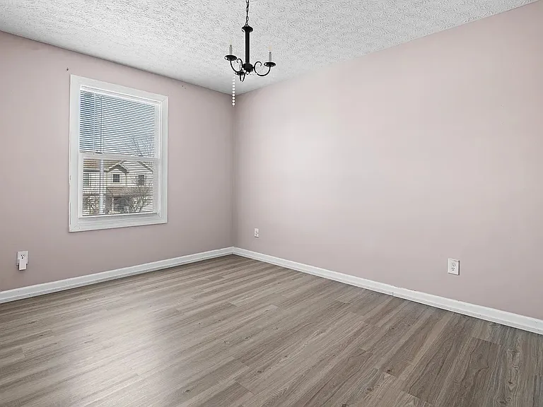6069 Northbend Dr — Photo 13
