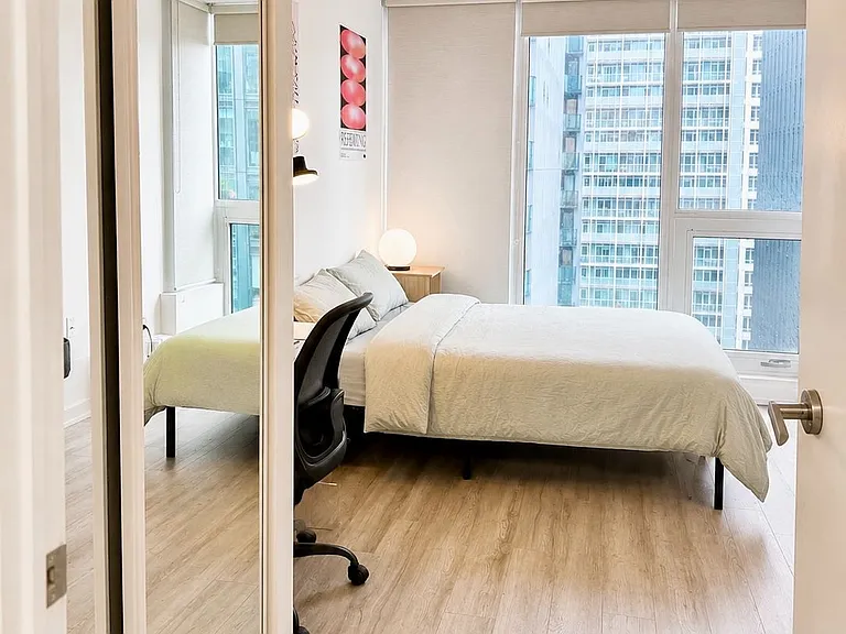 77 Shuter St #2302 — Photo 14