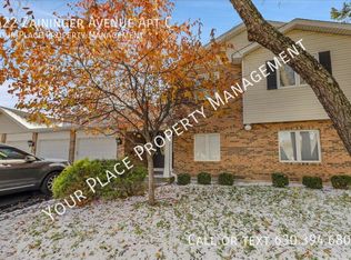 622 Zaininger Ave APT C, Naperville, IL 60563