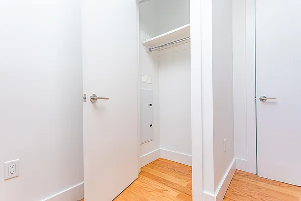 Rented by RENTBK LLC | media 3