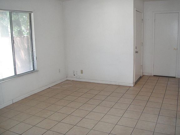 5th image of 6814 Wilderness Ct